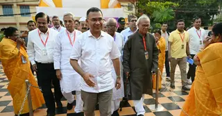রাজশাহীর ধর্মসভা মন্দিরের পূজামণ্ডপ পরিদর্শন প্রধানমন্ত্রীর